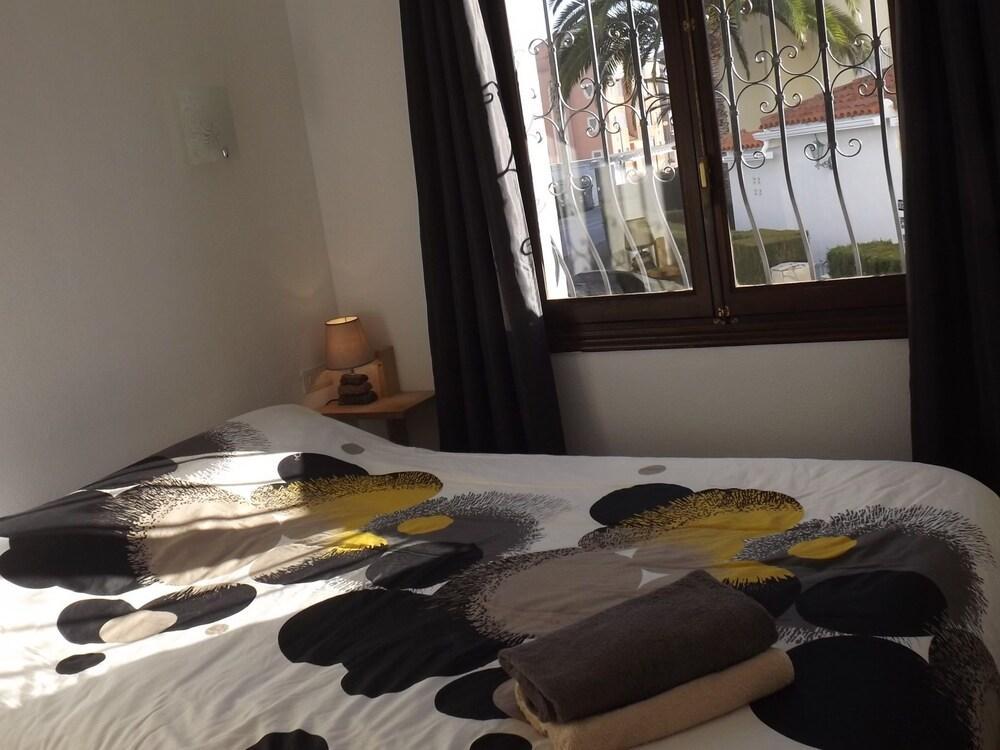 Retiro Park/Aldea Apartment เดเนีย ภายนอก รูปภาพ
